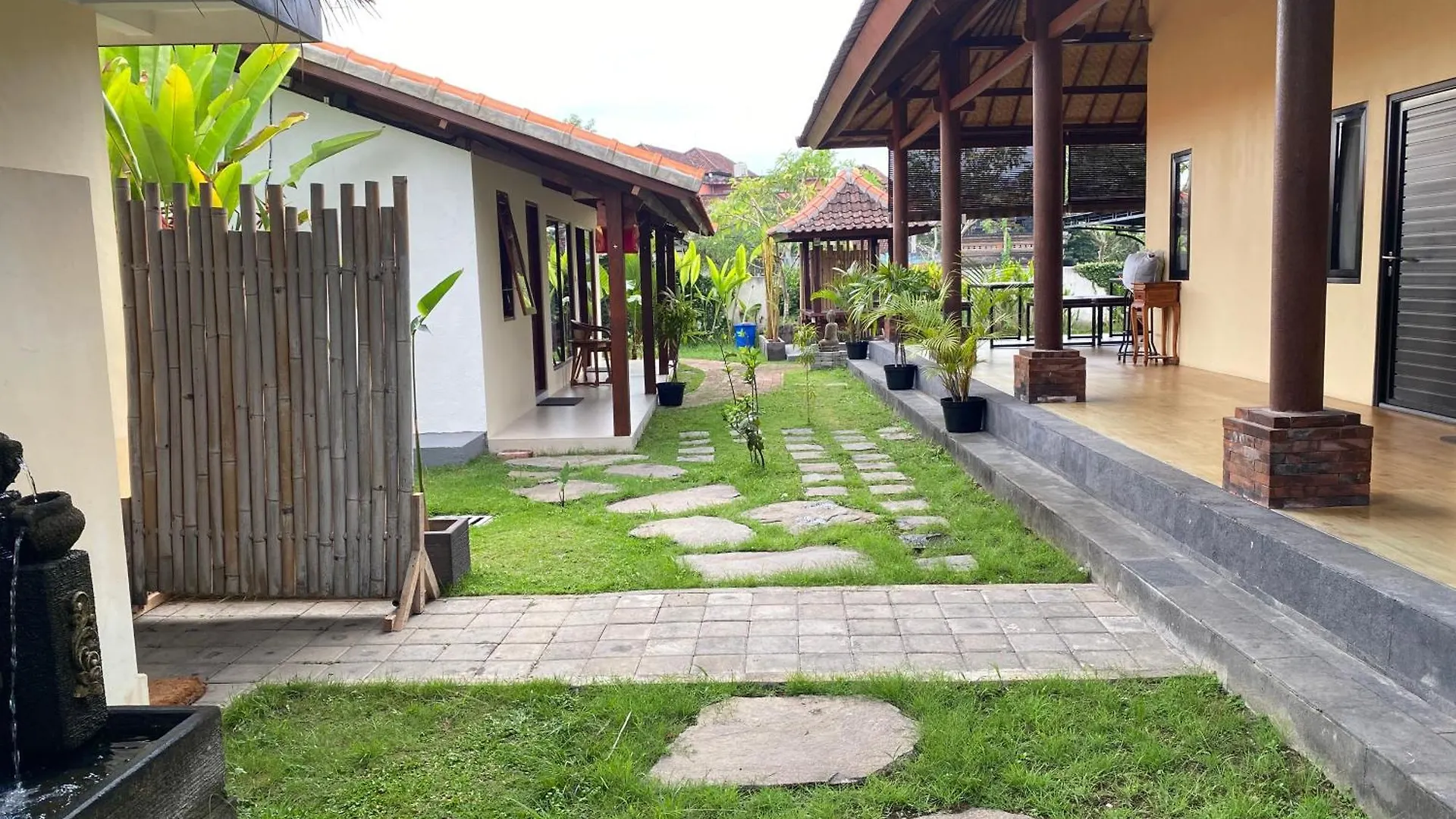ゲストハウス Uma Tami Ubud